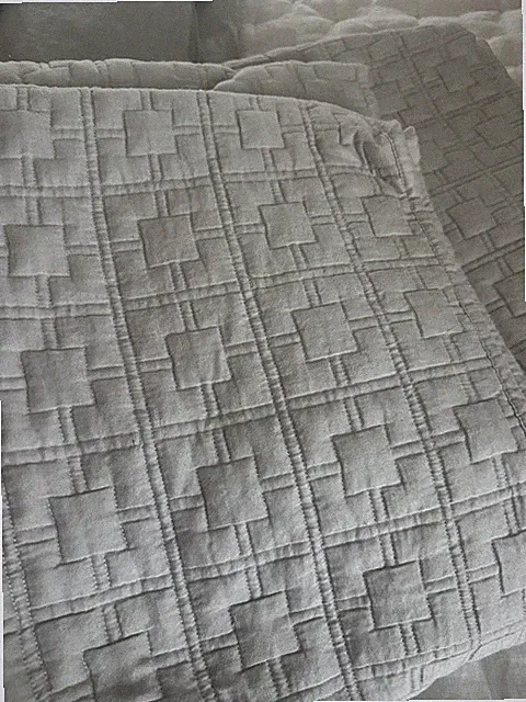 Hotel Collection King Sateen Quilt Coverlet Cotton Silver Light Grey