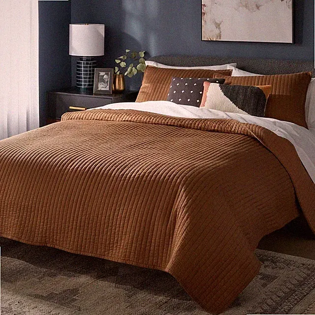 NWOT Full/Queen 100% Cotton Sateen Quilt Set w 2 Shams | Light Brown | Threshold