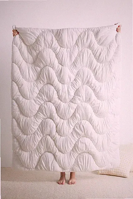 Urban Outfitters Gwendolyn Sateen Puffy Ivory White Throw Blanket